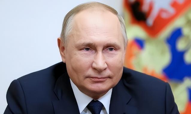 中国为何还不收复台湾？普京的一句话，说出了大实话：中国根本不需要动用武力。台湾统