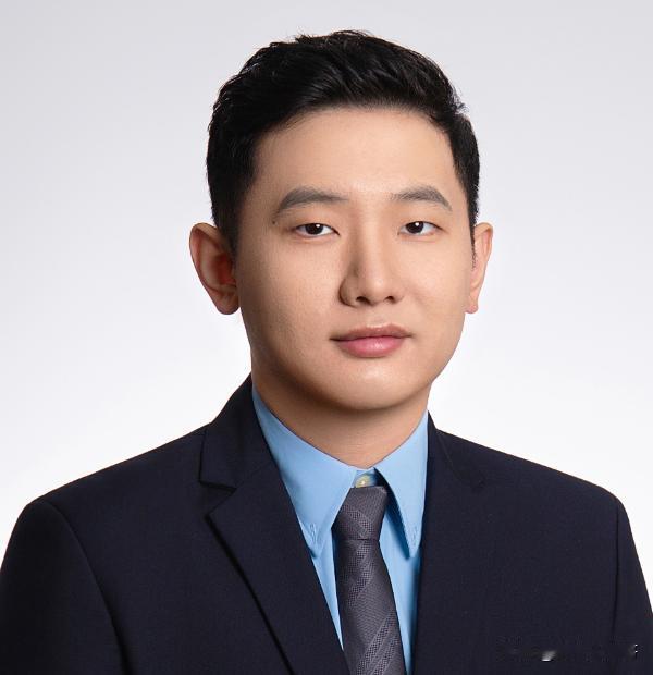 刘淼，来自北京航空航天大学的超级学霸，卡内基梅隆大学硕士，佐治亚理工学院博士，M