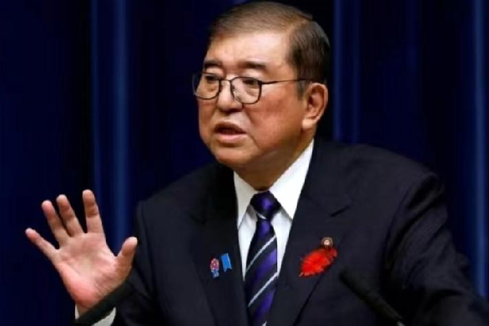 昨天，日本前首相石破茂在一档电视节目中说:“自1972年时任首相田中角荣访华推动