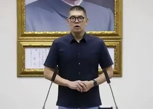 连胜文摊牌了，连胜文称，退出2026年中国国民党主席选举，不再参选。连胜文曾
