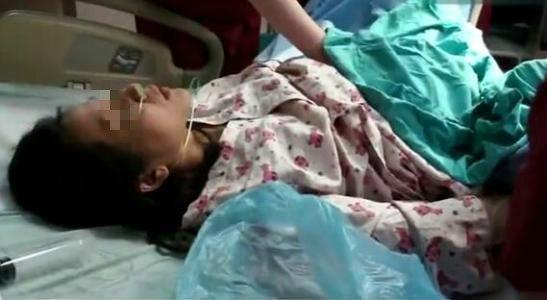 22岁孕妇生下龙凤胎后, 再也没醒过来, 妈妈拯救了3个生命!