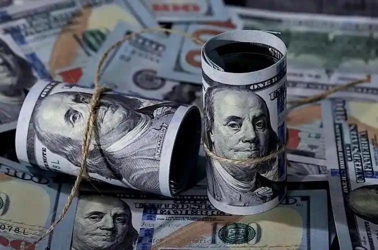 美国国债已经一路膨胀到39万亿美元，为什么到现在还没有真正爆雷？说到底，并不是它