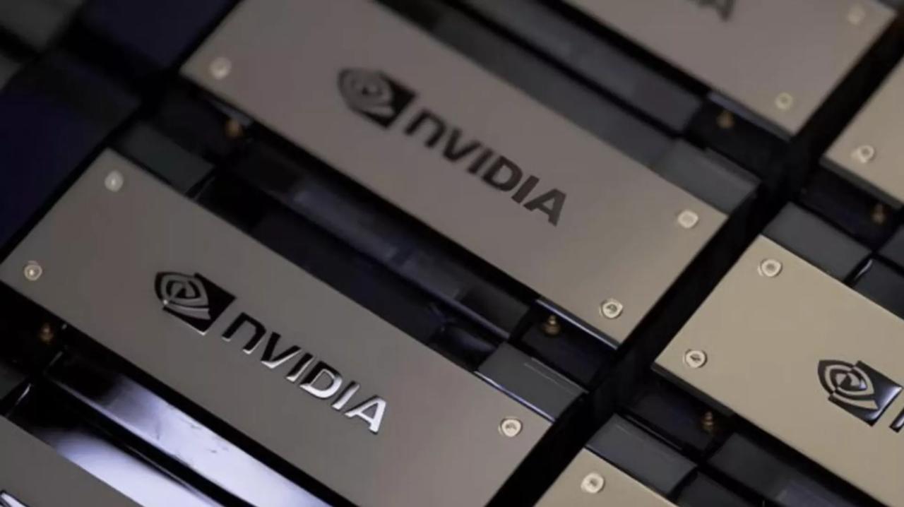 美国卡住华虹的脖子，中国芯片的自主路还走得通吗？美国商务部上周向应用材料、泛