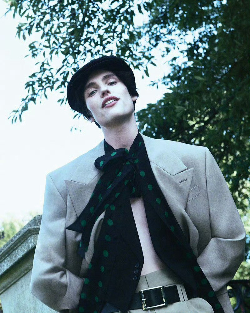 URepubblicaF/W2025CharlieJones摄影: