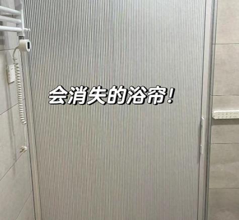 我家装修那会儿，老婆非要装智能马桶，说能洗屁股、能加热、能冲水。我妈当场翻脸：两