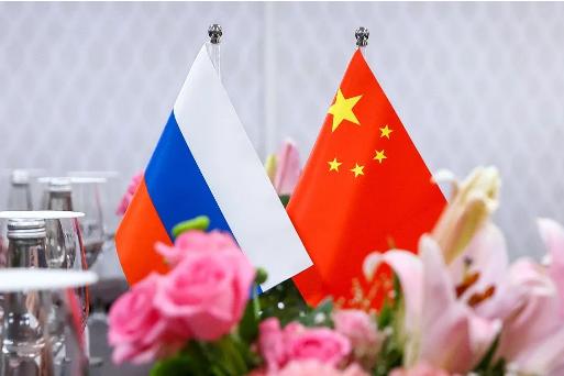 美媒终于回过味来了：中国这哪是买石油，分明是在给俄罗斯进行“大换血”。 之所