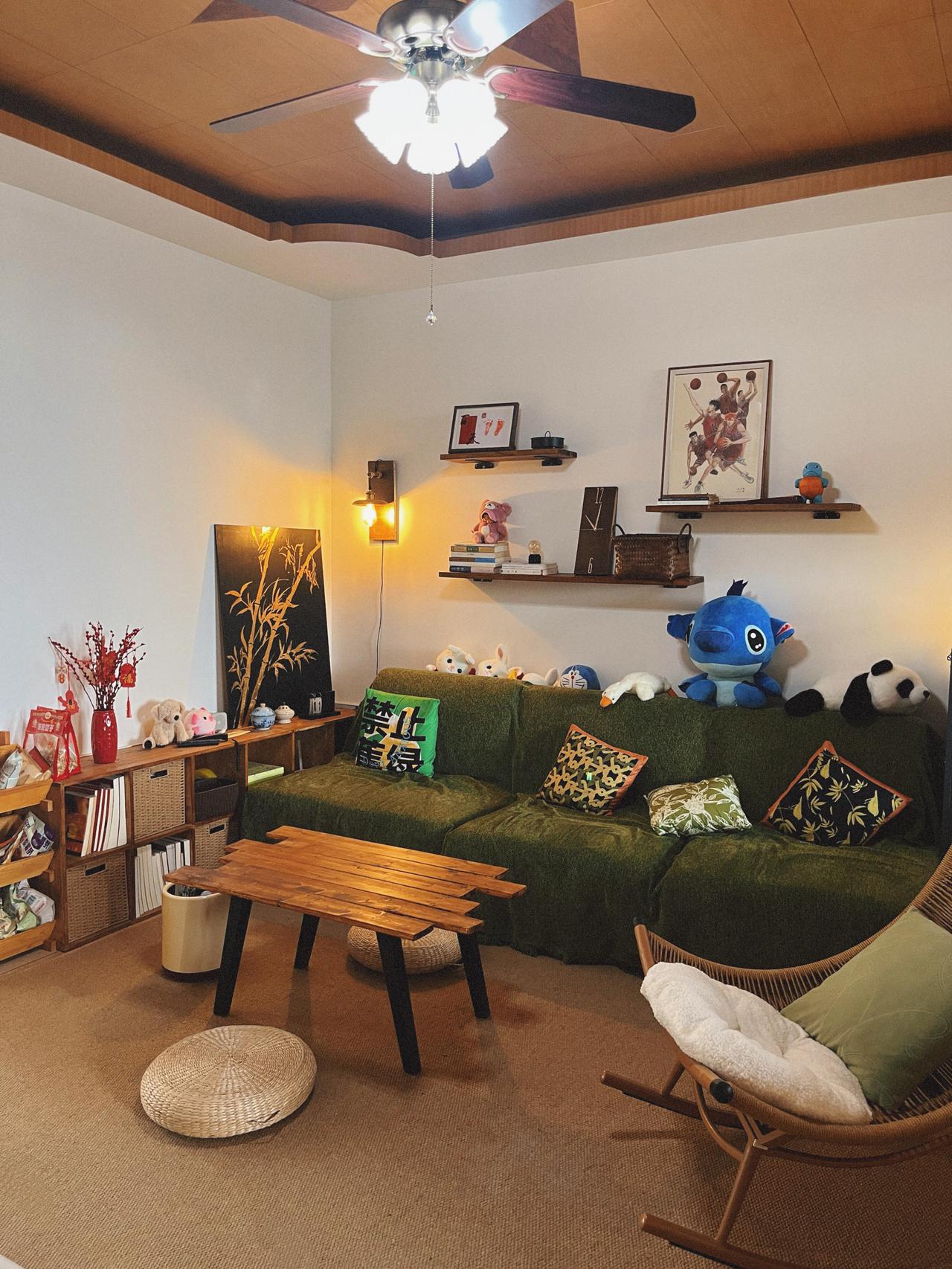 30年房龄的老破小，老黄风如此温馨80平的老破小房子，住起来还很舒服温馨呢！