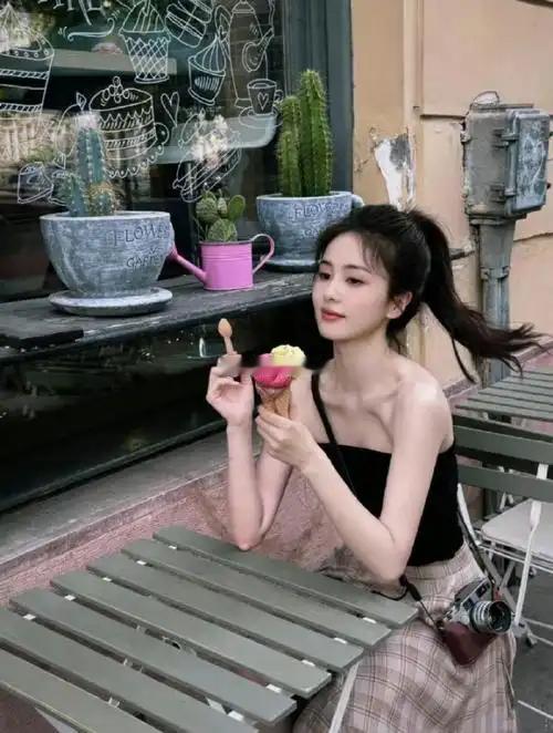 白鹿瘦到86斤差点熬不过去！娱乐圈的“白幼瘦”，该刹车了白鹿杀青时自曝曾瘦到