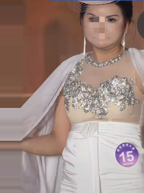 模特大赛争议热闹了！最近，国际模特大赛某省的美女冠军，让大家开了眼界！模样且