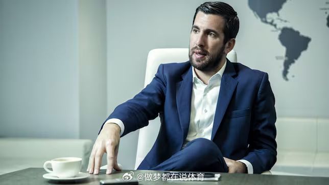 据报道，对于恩里克-里克尔梅准备参加皇马主席选举一事，皇马方面的态度是“绝对平静