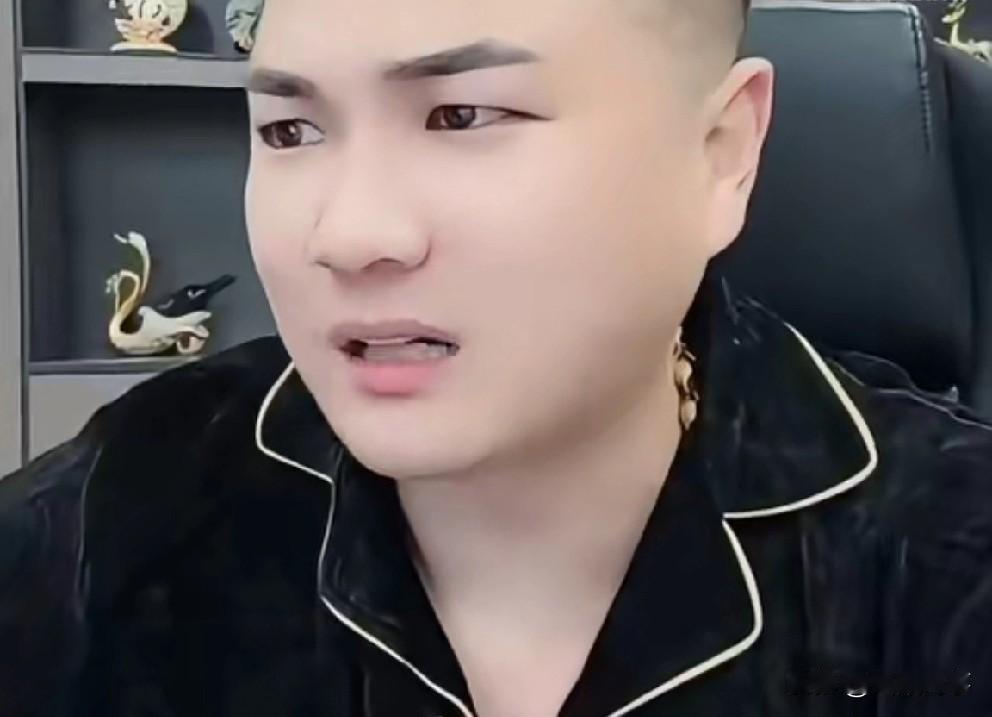 小胖说了四句话被封因被某个大主播打了响指！阿宇回应小