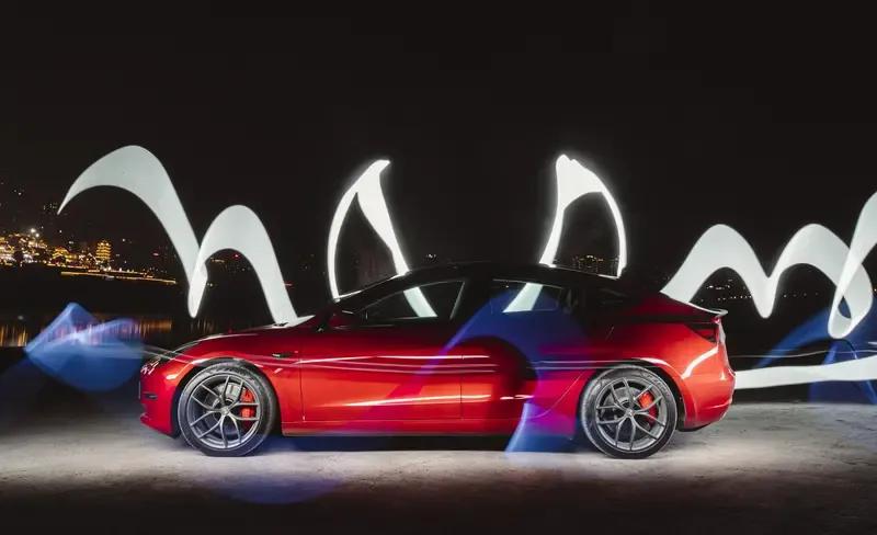 美国纯电动汽车销量(2025年第二季度)特斯拉占据美国电动汽车销量近50%份额