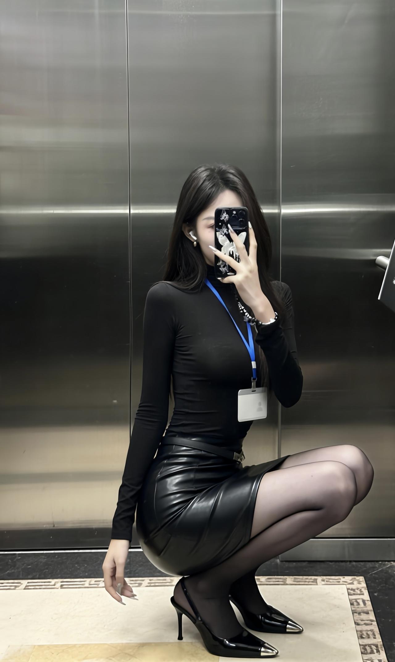 记录我的2026ootd穿搭今日穿搭(OOTD)今日穿搭推荐是典型的轻熟风职