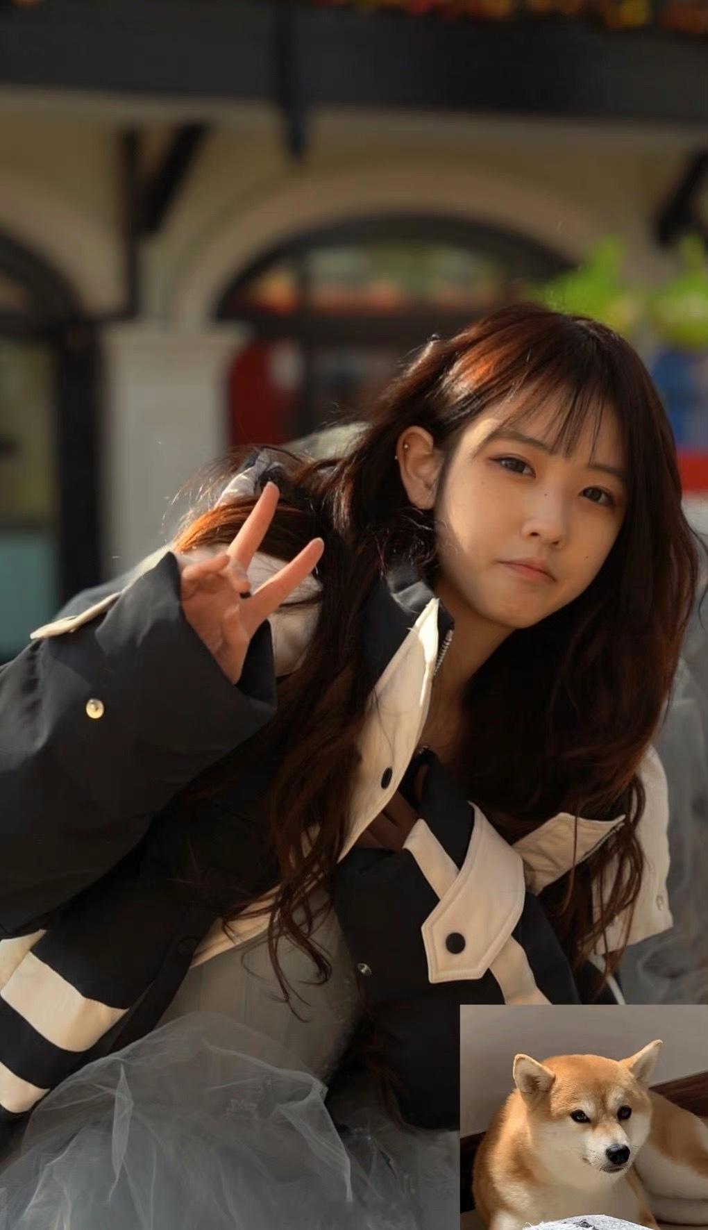 刷到有人给主播砸150万却连手都没牵过，被骂成“龟”。我挺疑惑，为啥网上不少男性