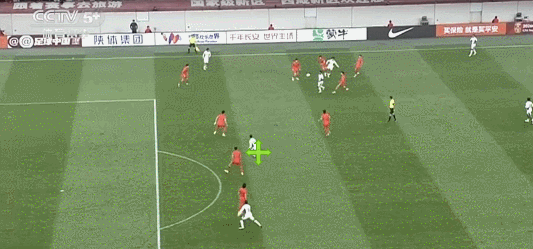 35分钟连丢2球！U23国足0比2落后泰国队。西安国际青年邀请赛首轮，U23国