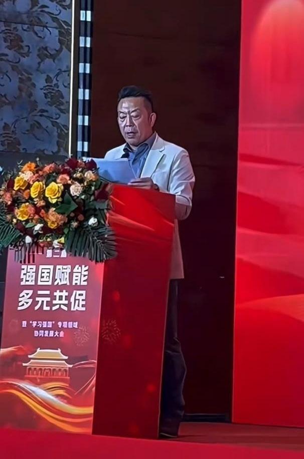 支持贾国龙！企业太难了，这么多人就业，需要保护我觉得西贝有两个事挺冤的。一个