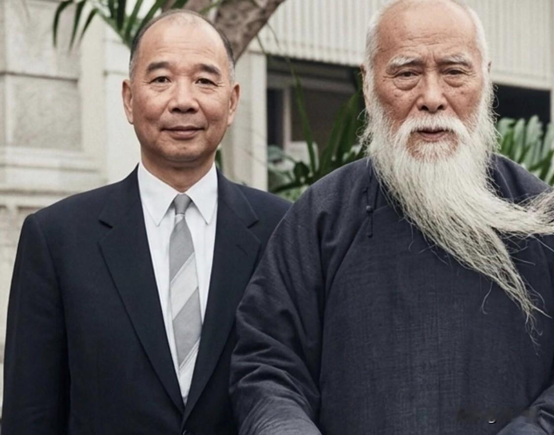 这张照片拍摄于1958年于右任八十大寿之际，胡琏与刘玉章（同为陕西籍、黄埔四期生