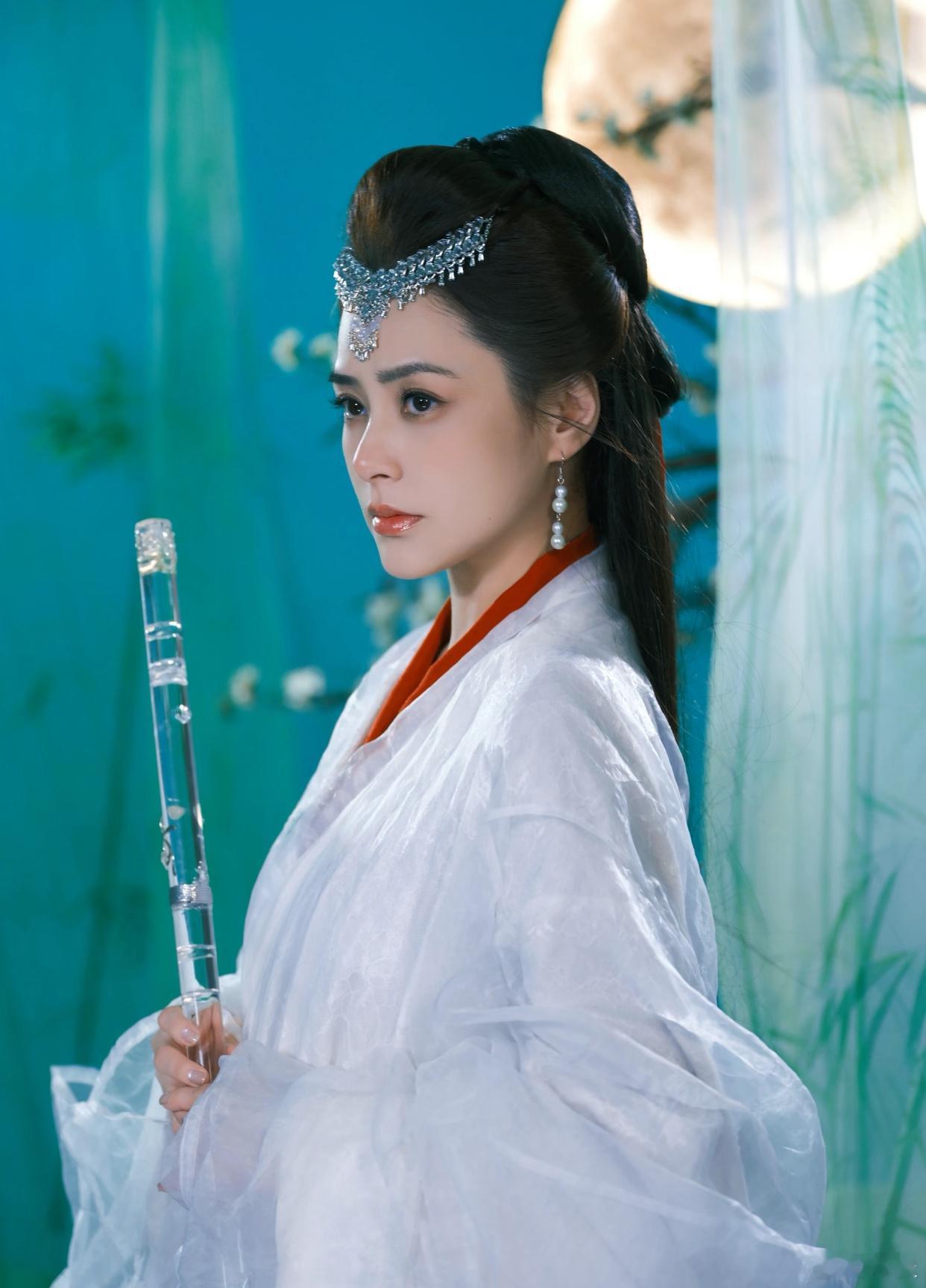阿娇时隔十四年之后再扮仙乐，就问区别在哪里🥲果然法拉利老了还是法拉利​​
