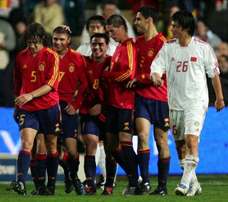 西班牙男足会不会为这样的选择而后悔呢？根据西班牙国内权威媒体爆料，西班牙计划在世