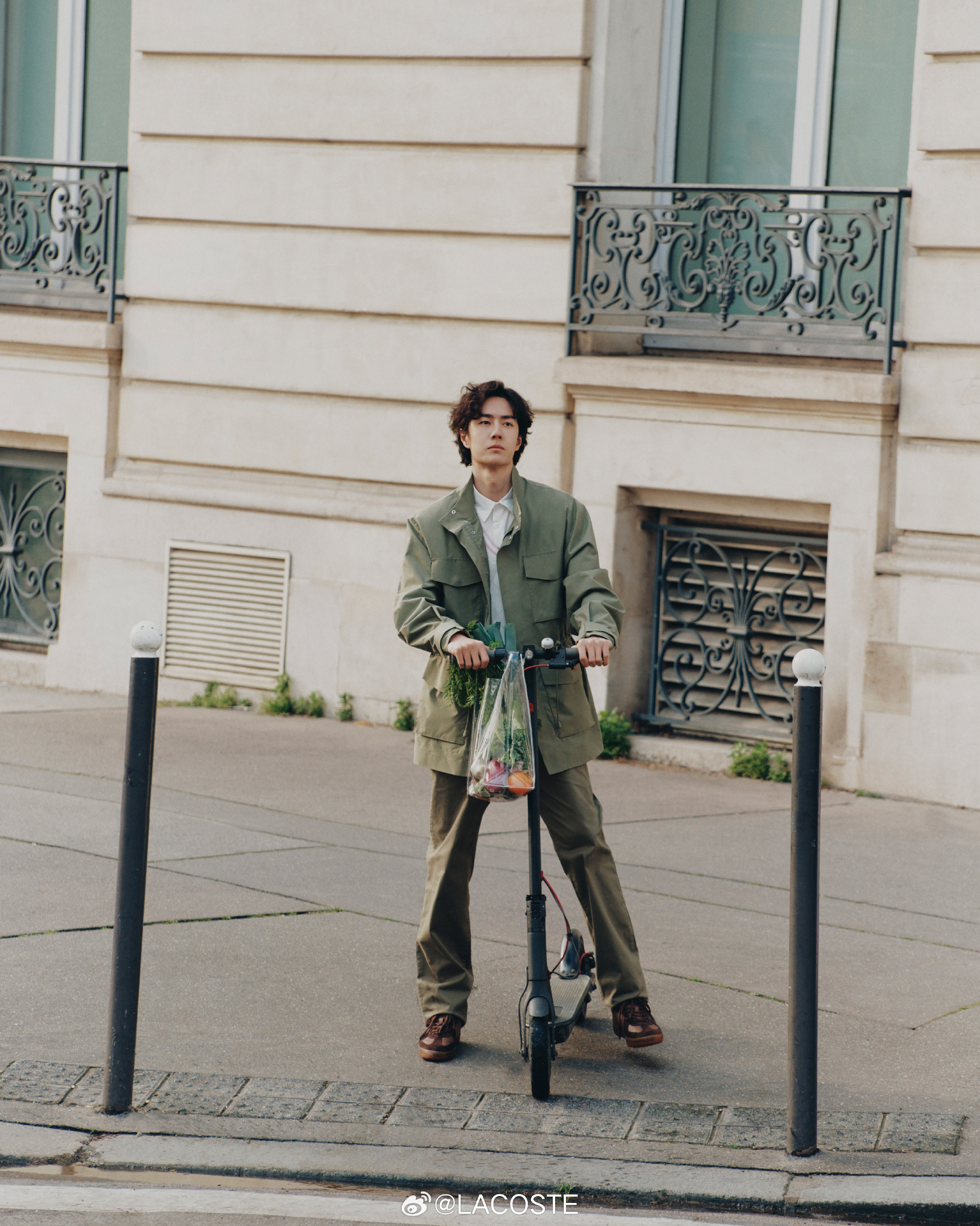 一博：我不爱吃胡萝卜🥕把你手里提的袋子给姐姐送来，姐姐爱吃胡萝卜🥕