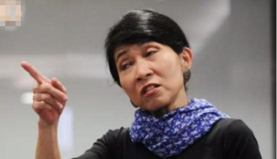 “我不是中国人，我拒绝唱国歌？”2012年，毛孟静当选香港立法会议员后，不仅拒绝