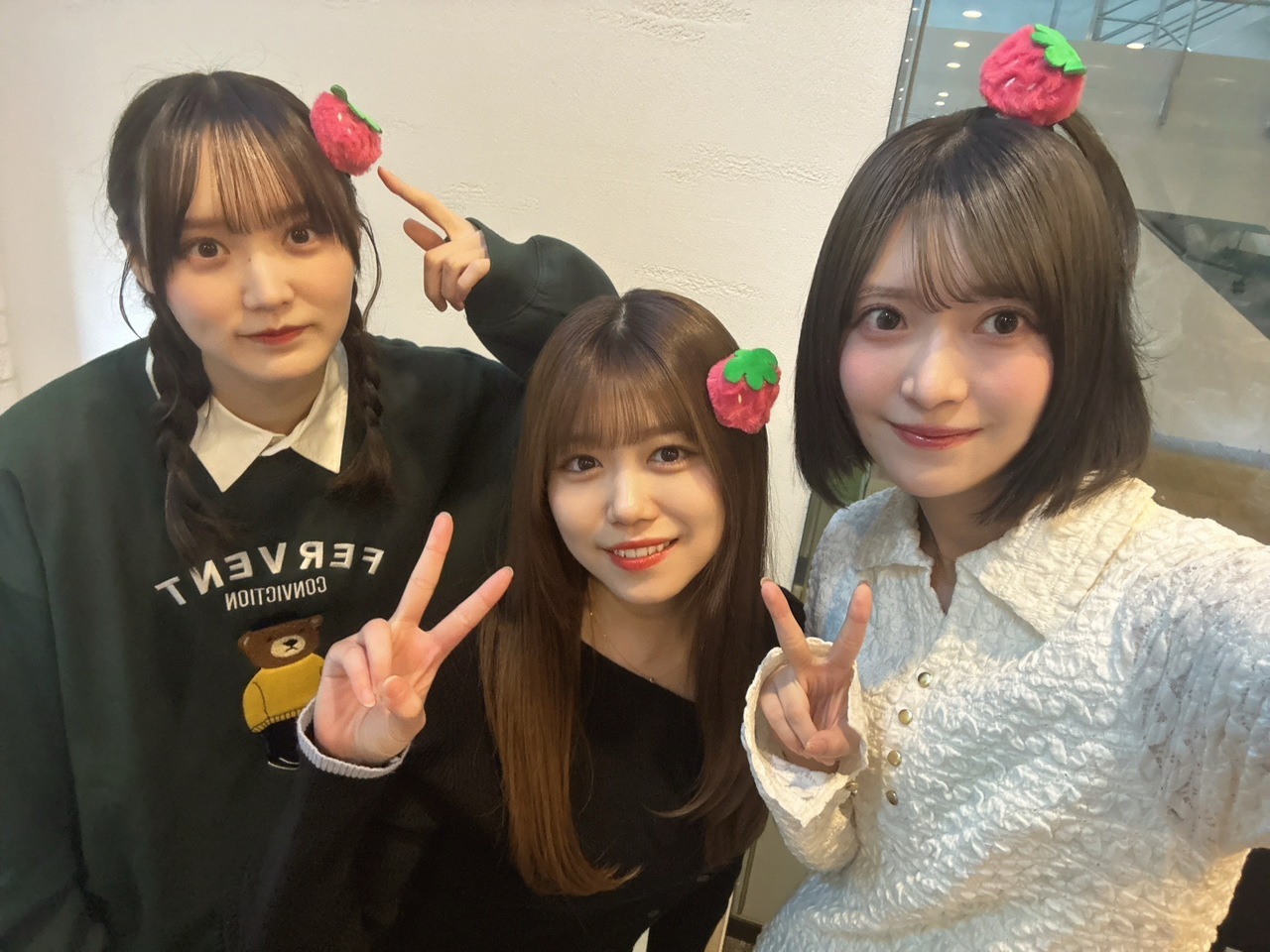 あきほ🐟「みてみてー全部可愛くて美味しそう！私が考案したミルクティーも大好きな