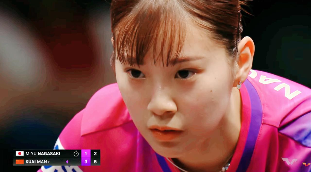 蒯曼4:1完胜长崎美柚。我发现蒯曼打日本选手太轻松了，手拿把掐。不管早