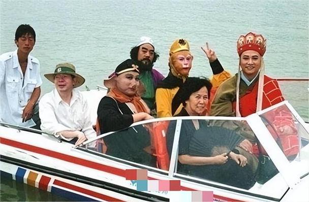 导演，杨洁回忆，拍摄西游记，火烧观音院，杨洁与制片人吵了一架，因为要烧观音院，烧