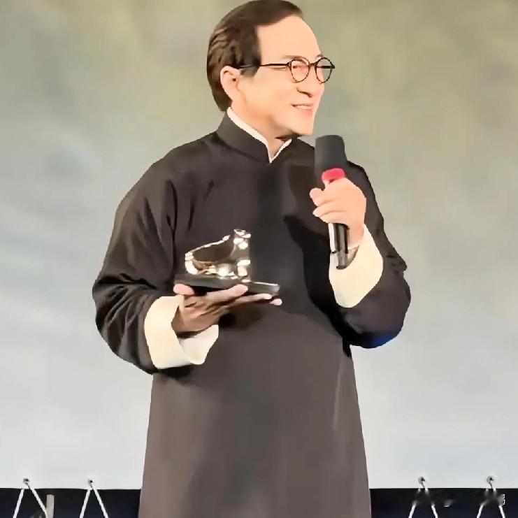 《捕风追影》实时票房截至8月31日10：58，《捕风追影》上映第16天，