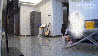 猫咪莫名其妙来了一段腰鼓！