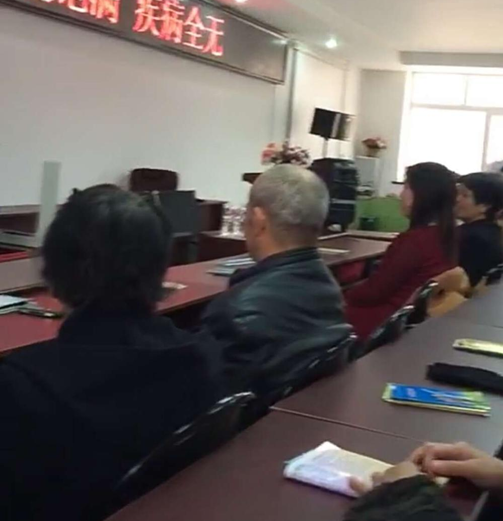 痴迷于长命百岁的保健品