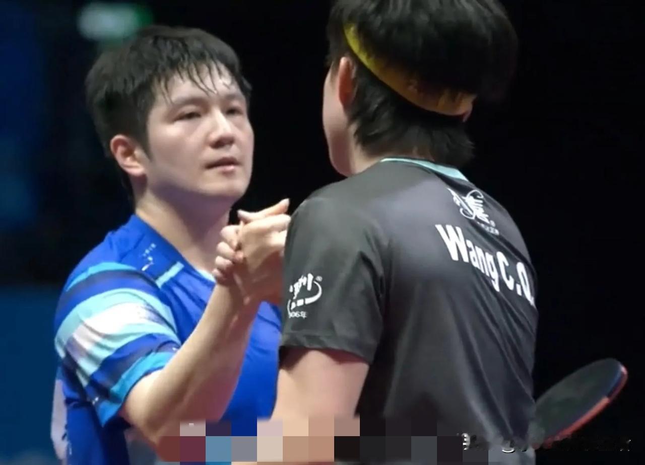 致敬马龙和许昕，一代最具传奇和传承的龙队和人民艺术家在全运会完美谢幕。马龙和许昕