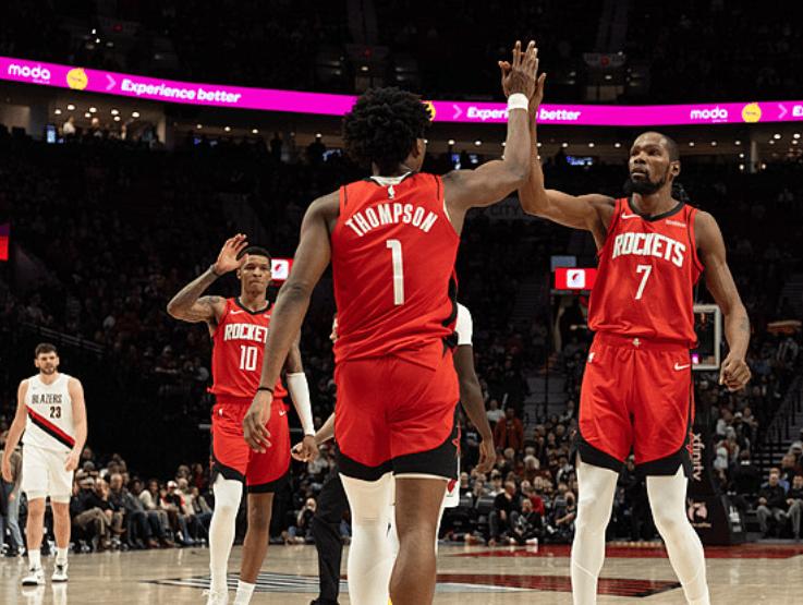 抓紧轮休，不要再拼了！现在已经确定排名咯，不能再死冲啊，我看杜兰特这么多年，