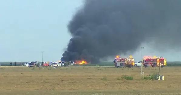 老铁们，今天咱们聊点刺激的！您猜怎么着？美国那边又出大事了！一架装着106万升燃