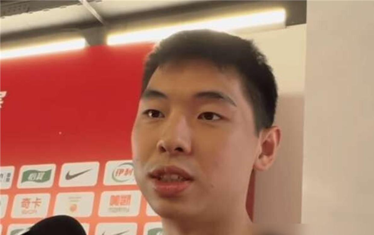 崔永熙无缘12人名单坐穿板凳，开完总结会最敢说真话的人反而第一个被拿下崔永熙