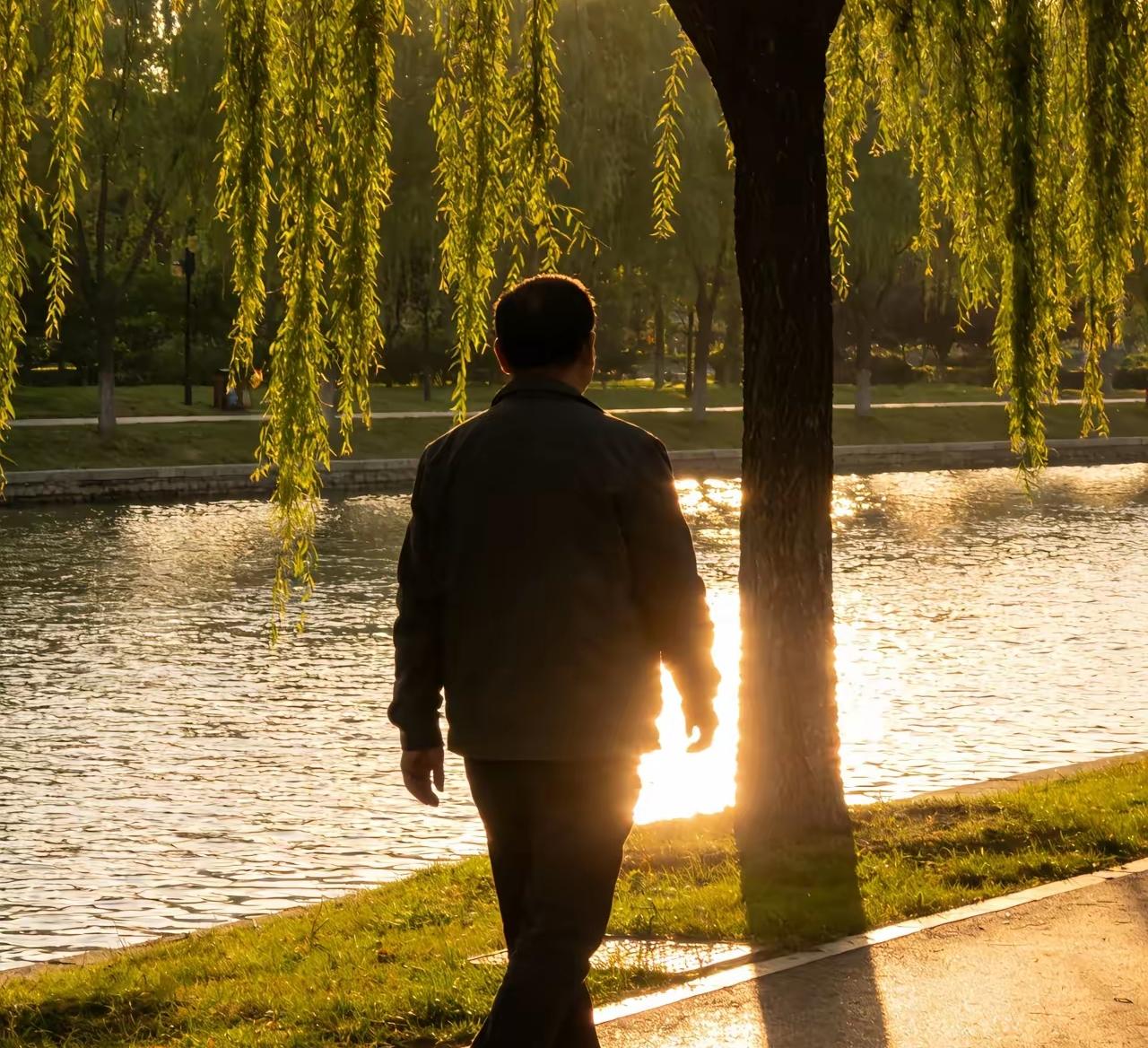 一段非常现实的话：一个男人只要克服了性欲带来的执念，就会发现95%的女人，根本