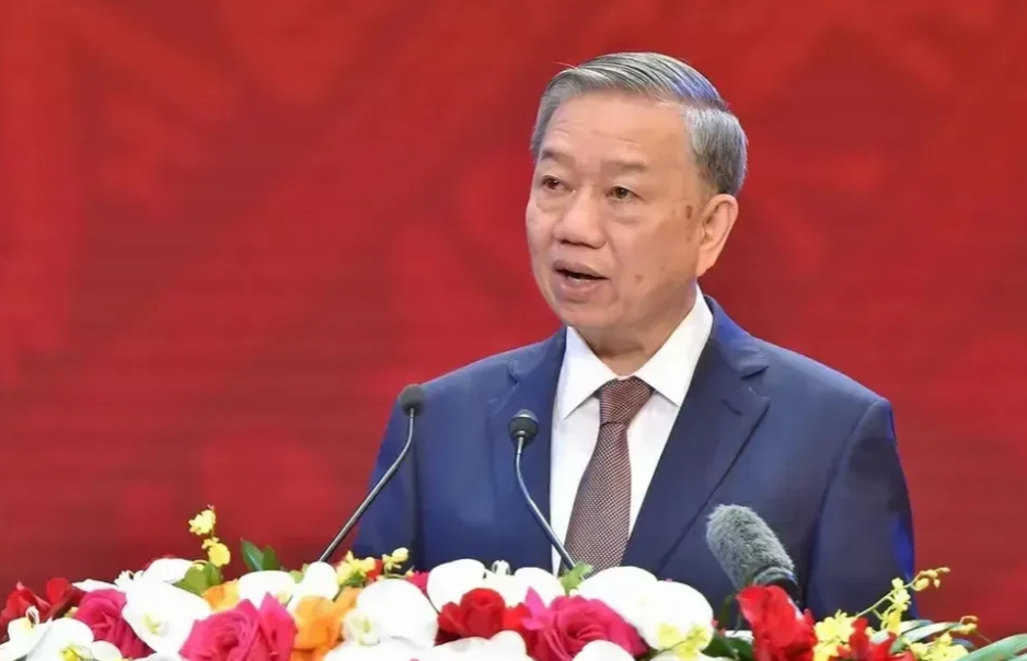 越南领导人苏林正推动越南政坛发生重大变革。在即将召开的越共十四大上，他计划打破年