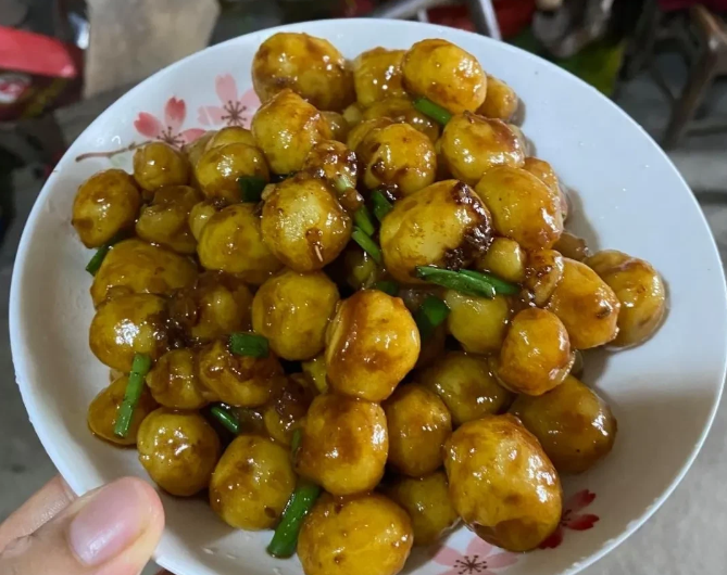 小土豆这样太好吃了，这是另外加工的，真有这样的品种？