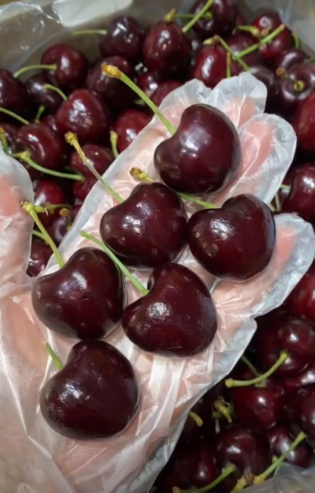 紧急！别再喂娃吃车厘子了！宝妈一时疏忽，2岁娃送进了急诊室。事因：孩子妈