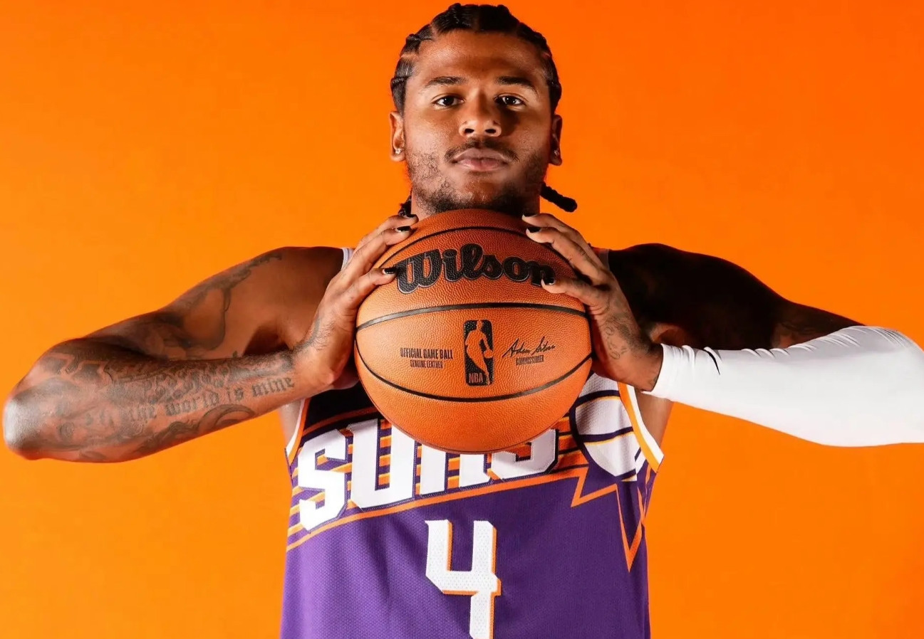 Brett：雄鹿仍在寻求进攻端的补强，并且已经对杰伦·格林表现出兴趣。消息人士