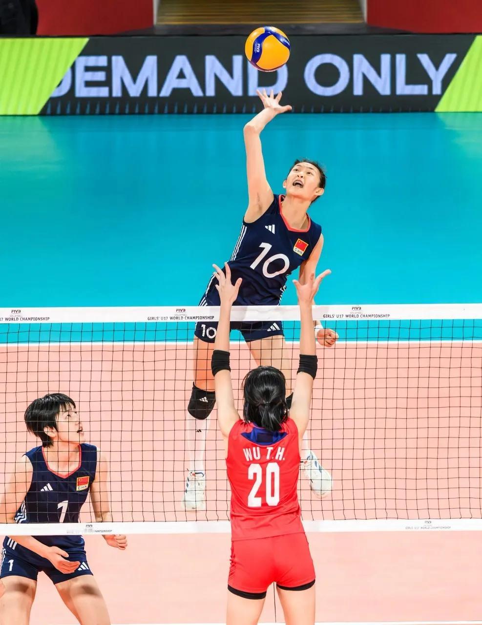 U19女排世锦赛名单公布，中国女排世联赛名单存疑5月27日，国际排联公布了参加