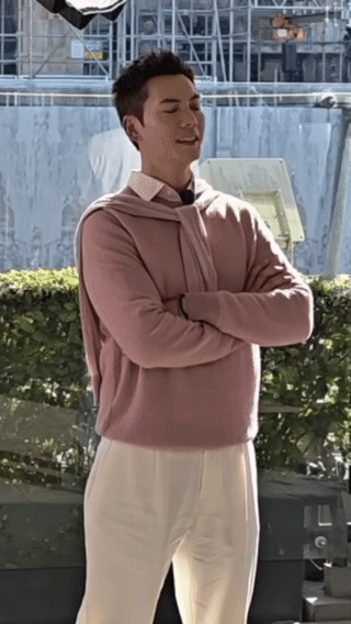 陈伟霆老钱风吹到了现在就出发出发家族喜提陈伟霆！欢乐值+100，意大利之旅这下更