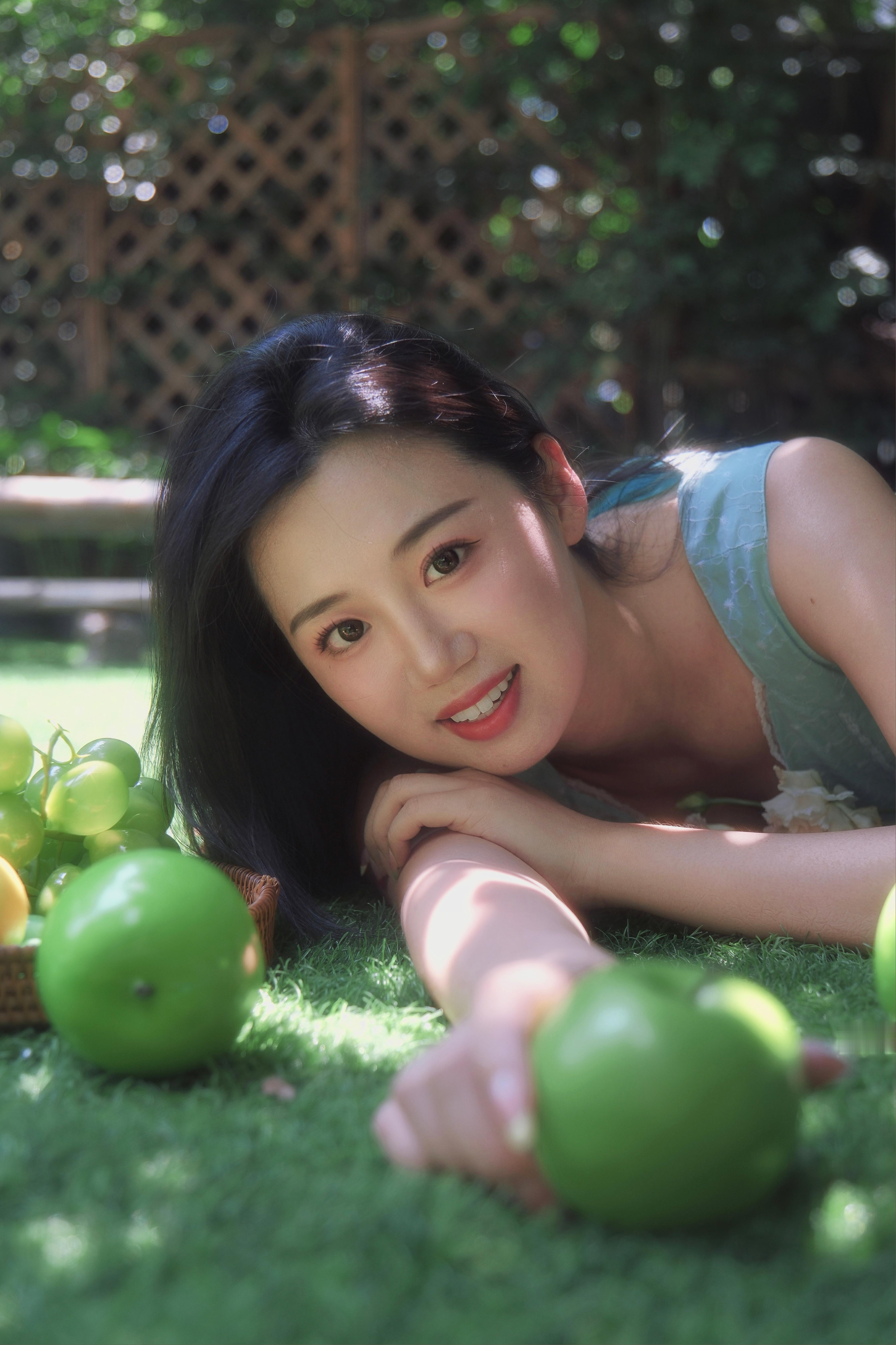 夏日香气🍏📸又是一组很喜欢的创作阳光和夏天就是绝配！​​​