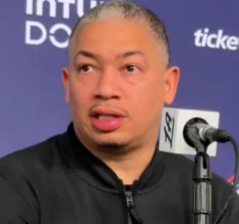 快船主帅泰伦-卢接受了采访，谈到了马瑟林绝杀三分不中。卢表示：“他只是在熟悉环