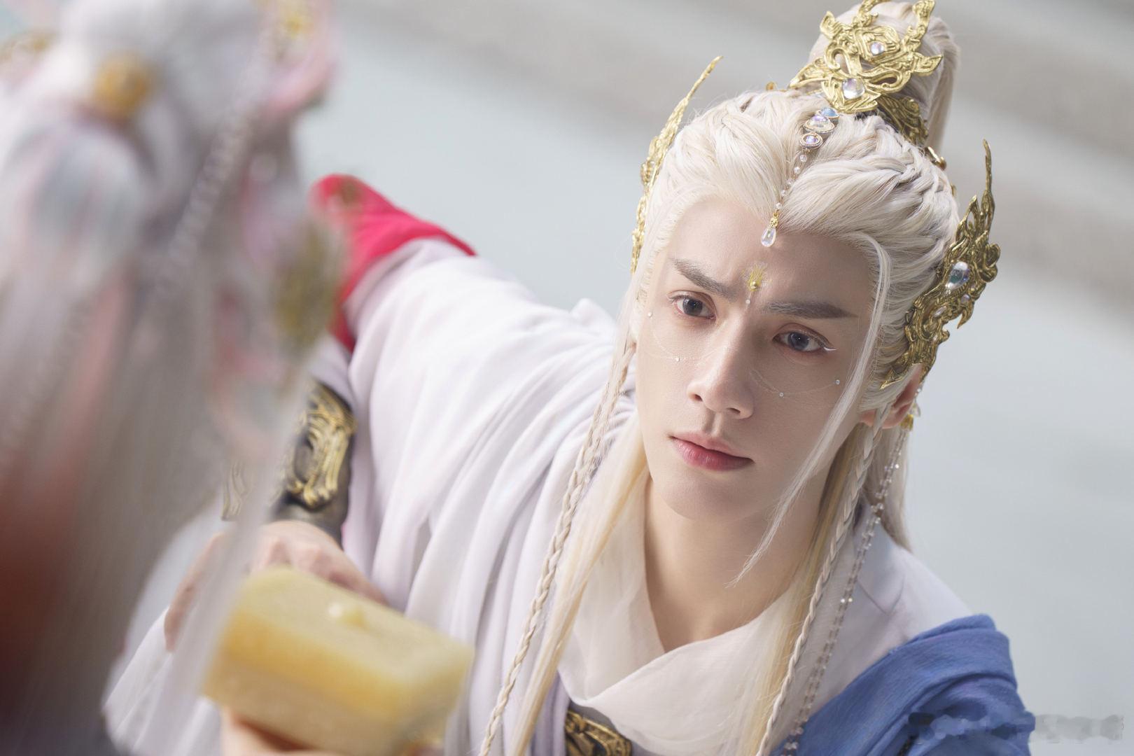 江湖路远，终有一别～用长文与唐俪辞温柔告别，那些角色里的高光瞬间，都藏着演员的