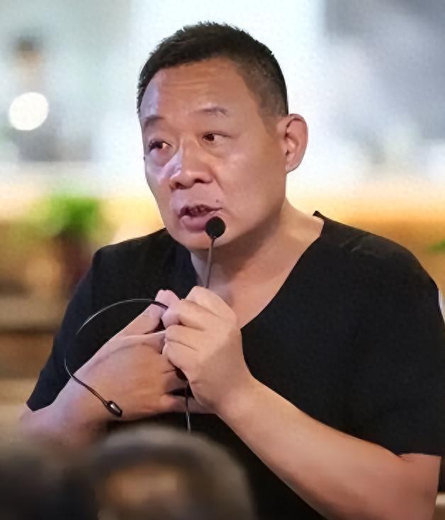 赔了夫人又折兵，以为能“搞臭”胖东来，不料自己先被扒个底朝天流量这东西，有