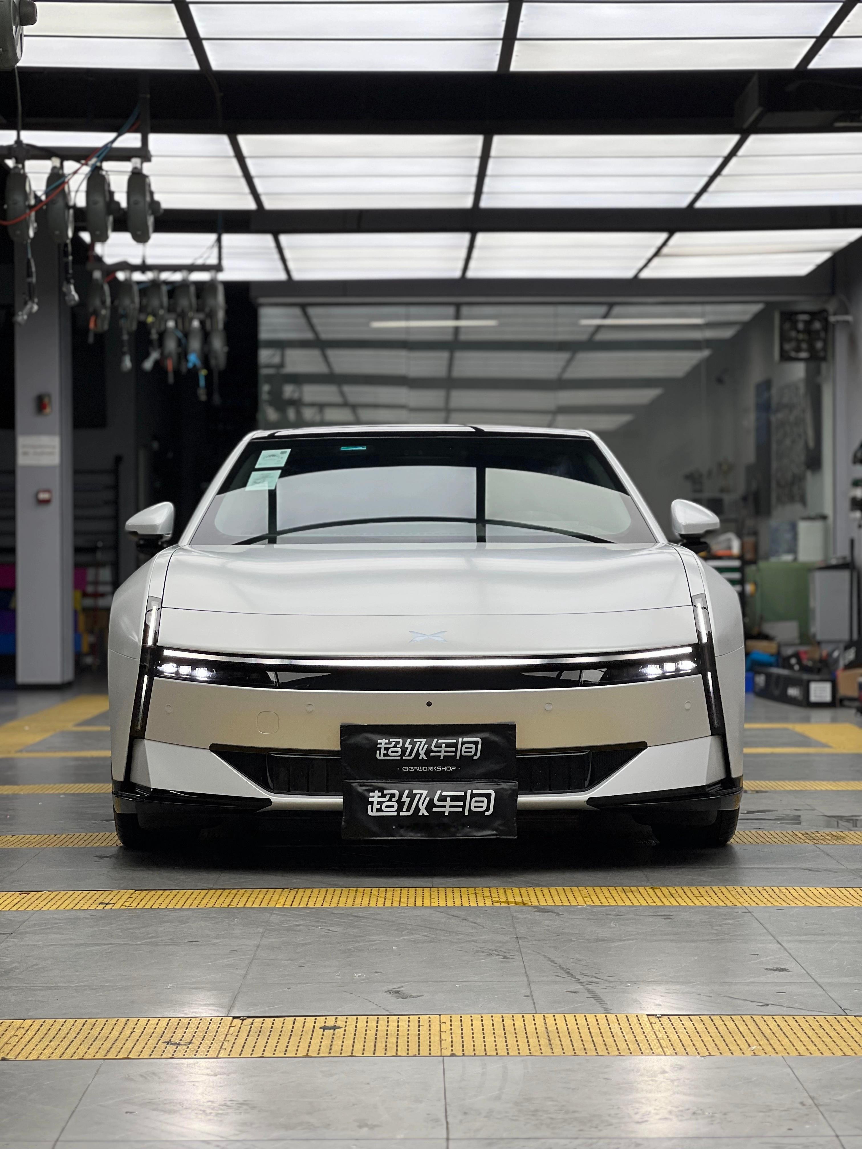 这组小鹏P7改色在隔壁番薯上很火爆。看出来有什么不一样嘛需要的老板直接来安排