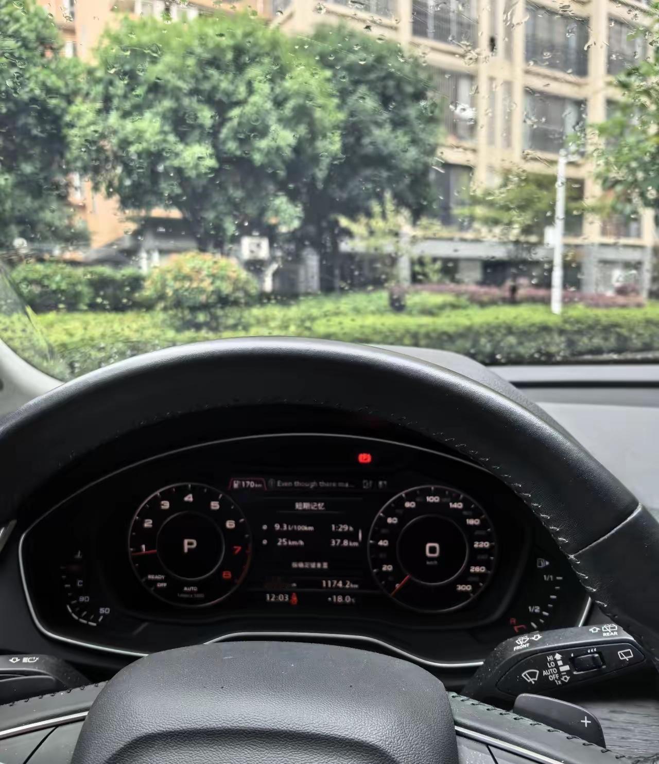 我在车间当保安，看透了待人的那点世故我在车间做保安，平时守大门，登记进出车辆