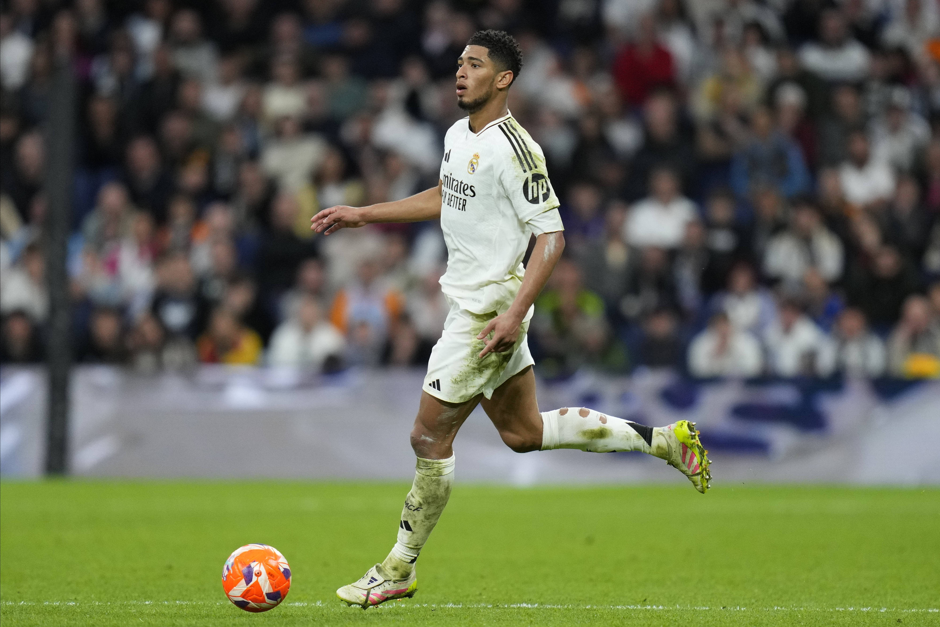 贝林厄姆: 庆祝动作只是和球迷开玩笑 我从未质疑过维尼修斯