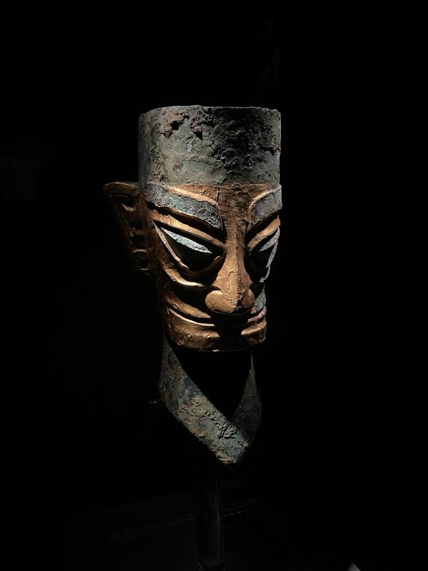 三星堆人消失之谜：天目青铜器指向外星文明？古蜀国兴盛1500年后突然消失，未